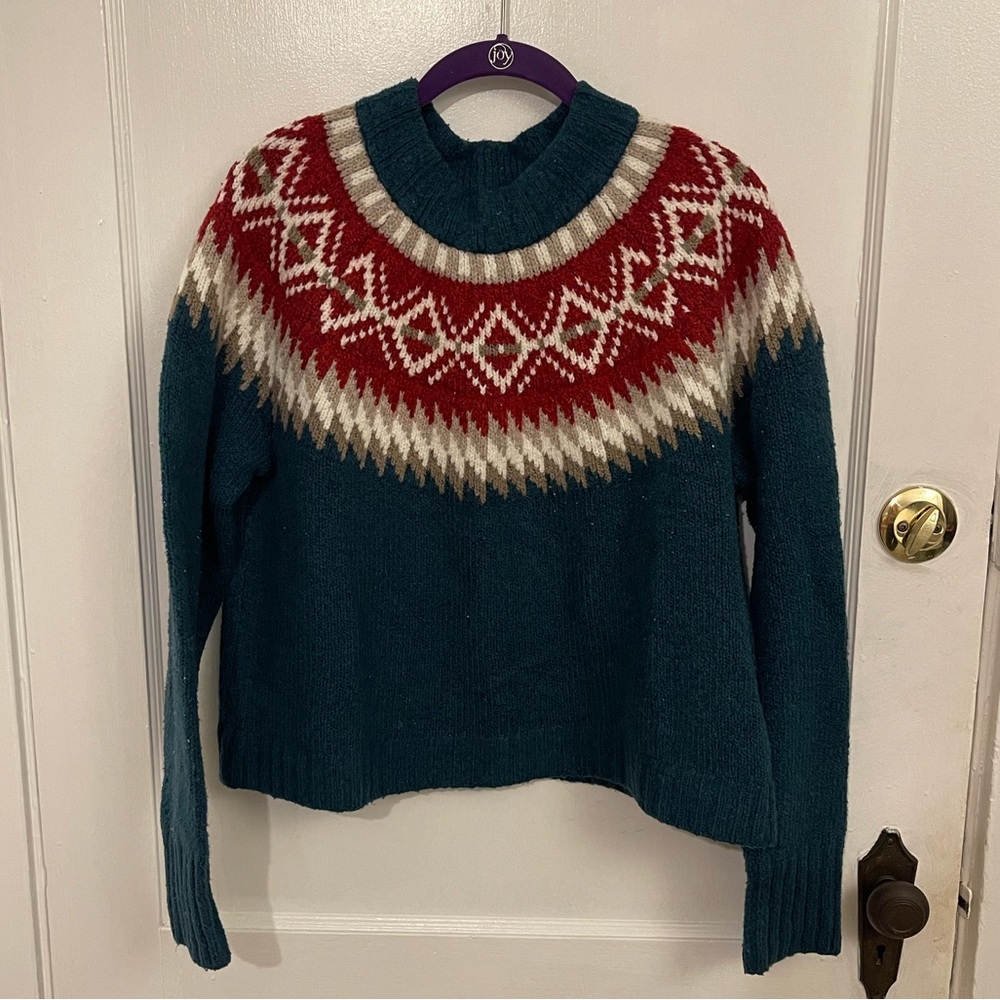 American Eagle Winter Sweater